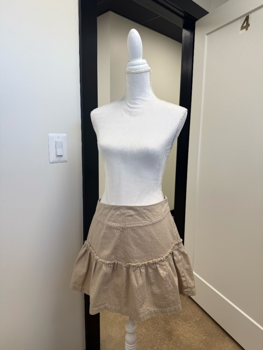 🤍 Free People Linen Blend Ruffle Mini Skirt – Size 10 🤍